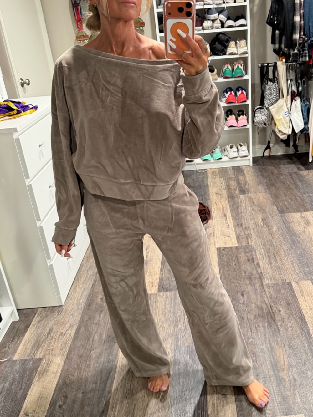 Spiritual Gangster Cozy Taupe Velour Lounge Set - Soft Two-Piece